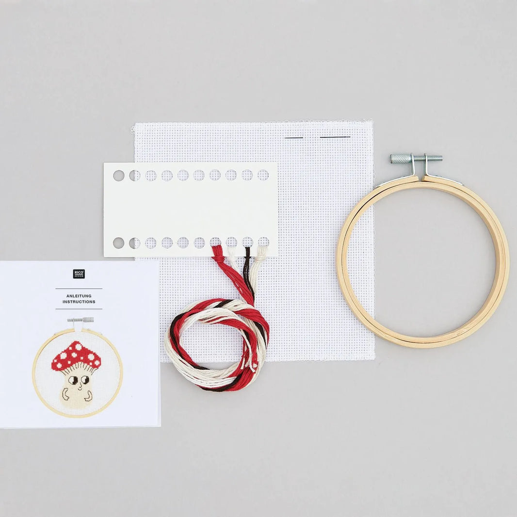 Stickset - kleiner Pilz - Kreuzstich - 10cm - Rico Design