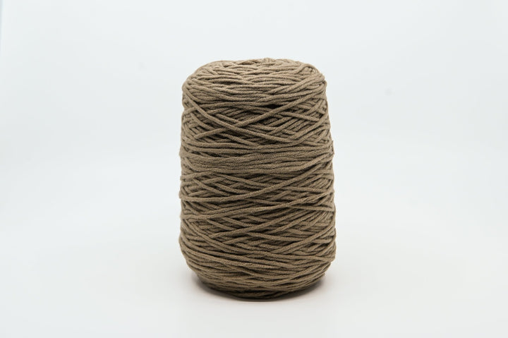 Acrylic Tufting Yarn 400g - Weird Brown - Tuftinglove