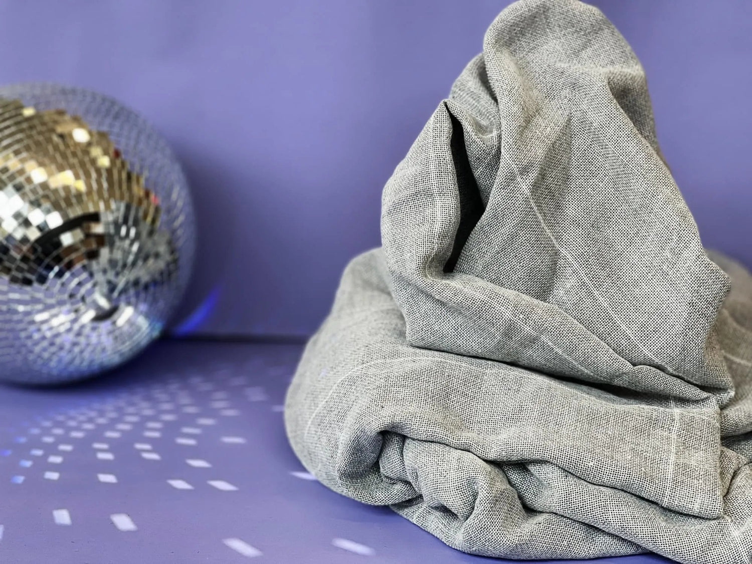 What Do 60/60 and 70/70 Mean in Tufting Cloth?