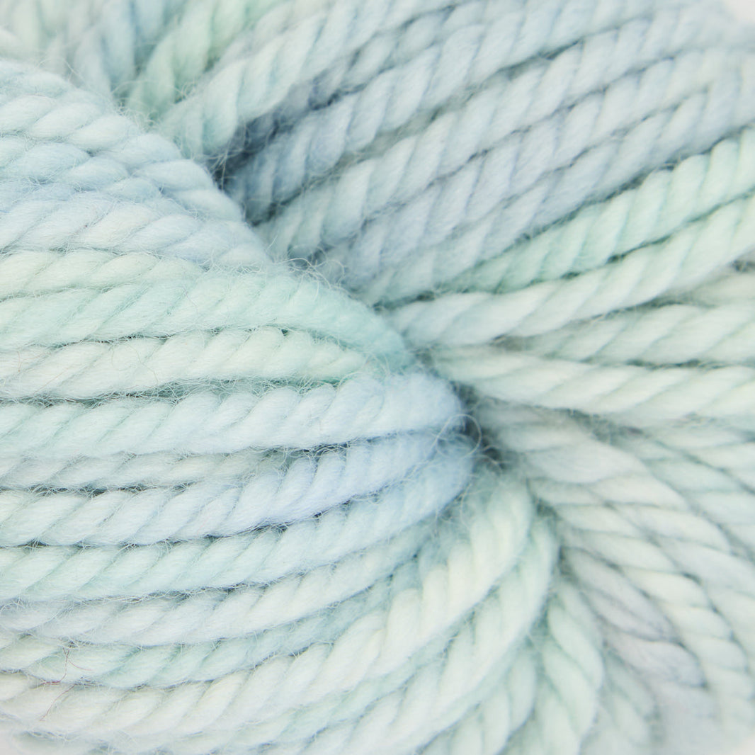 Punch Needle Yarn - Fine Yarn - Variegated Colors - 110g - Violet Jane - The Oxford Company