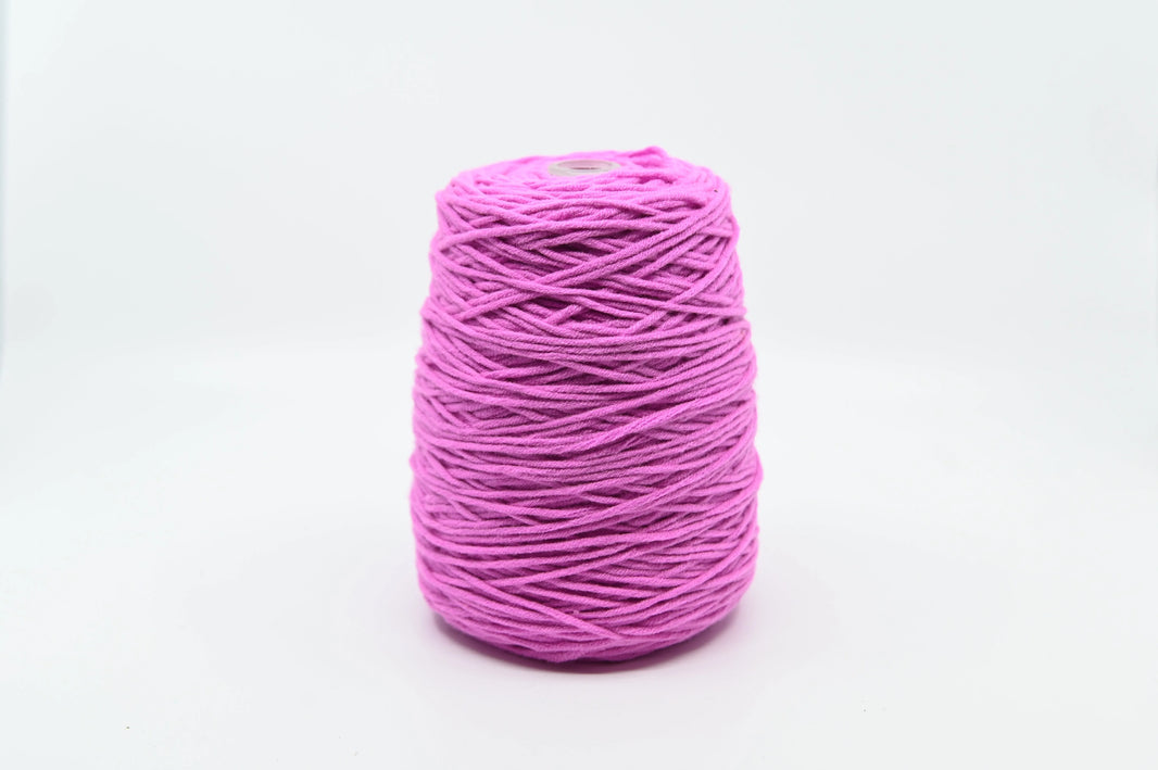 Acrylic Yarn - Tufting Yarn - on cone - 400g - Tuftinglove
