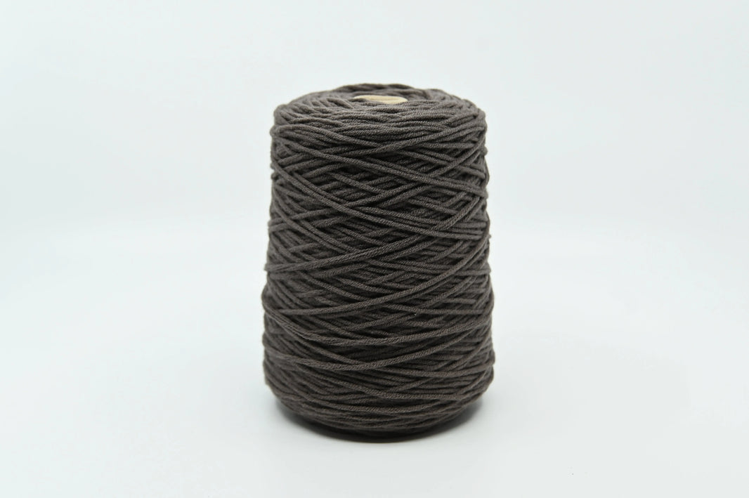 Acrylic Yarn - Tufting Yarn - on cone - 400g - Tuftinglove