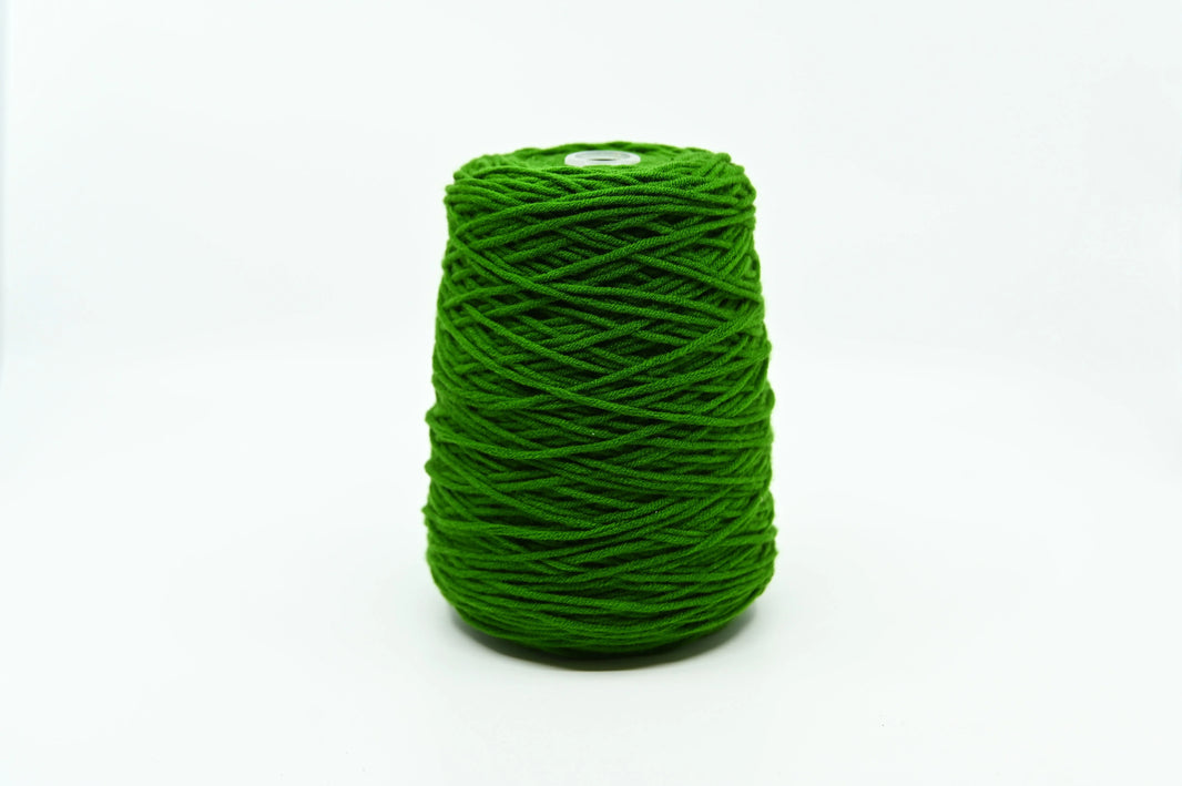 Acrylic Yarn - Tufting Yarn - on cone - 400g - Tuftinglove