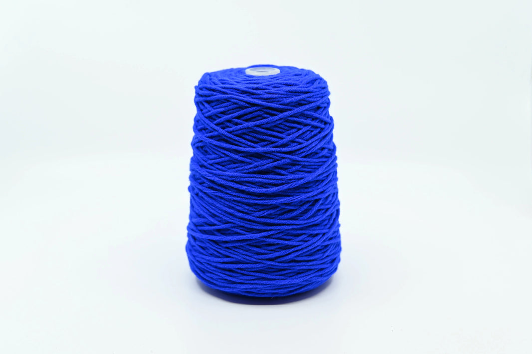 Acrylic Yarn - Tufting Yarn - on cone - 400g - Tuftinglove