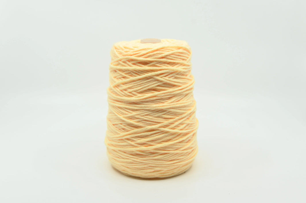 Acrylic Yarn - Tufting Yarn - on cone - 400g - Tuftinglove