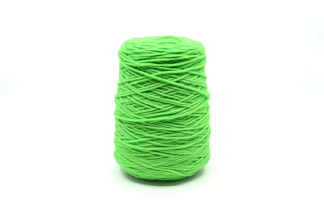 Acrylic Yarn - Tufting Yarn - on cone - 400g - Tuftinglove