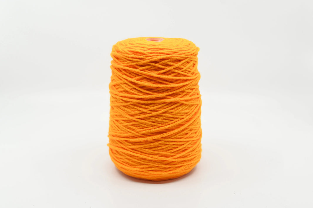 Acrylic Yarn - Tufting Yarn - on cone - 400g - Tuftinglove