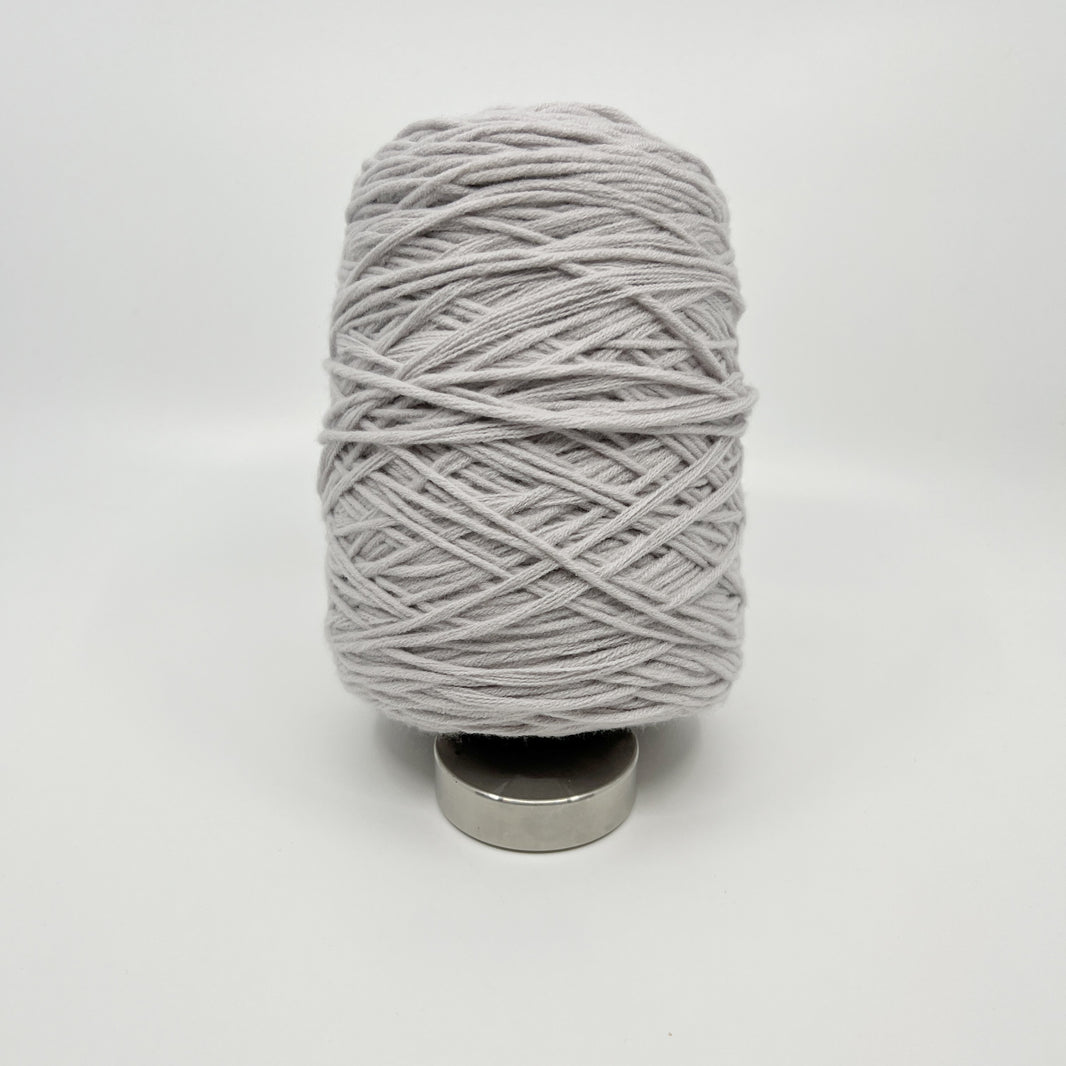 Acrylic Yarn - Tufting Yarn - on cone - 400g - Tuftinglove