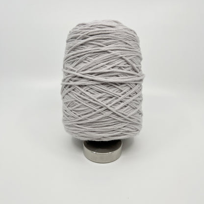 Acrylic Yarn - Tufting Yarn - on cone - 400g - Tuftinglove