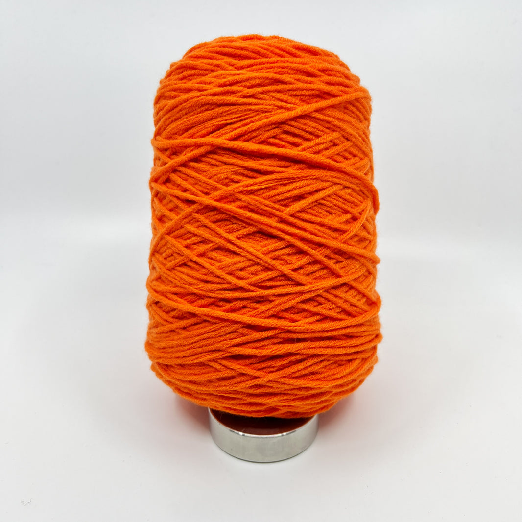 Acrylic Yarn - Tufting Yarn - on cone - 400g - Tuftinglove