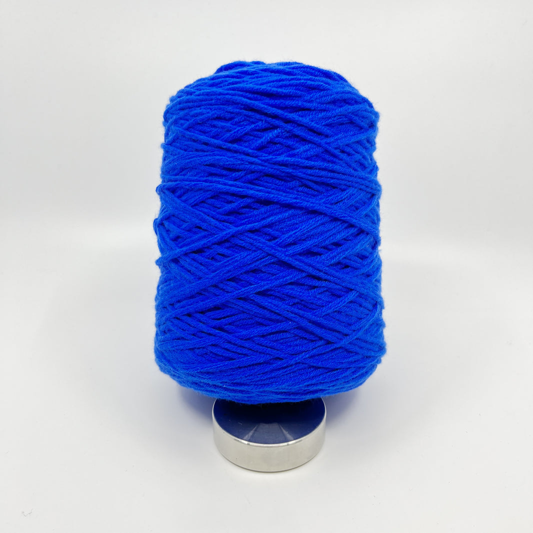 Acrylic Yarn - Tufting Yarn - on cone - 400g - Tuftinglove