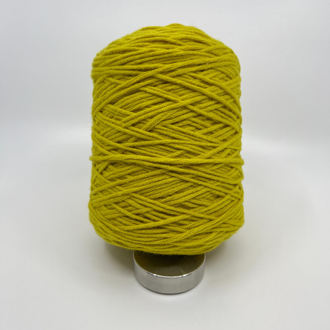 Acrylic Yarn - Tufting Yarn - on cone - 400g - Tuftinglove