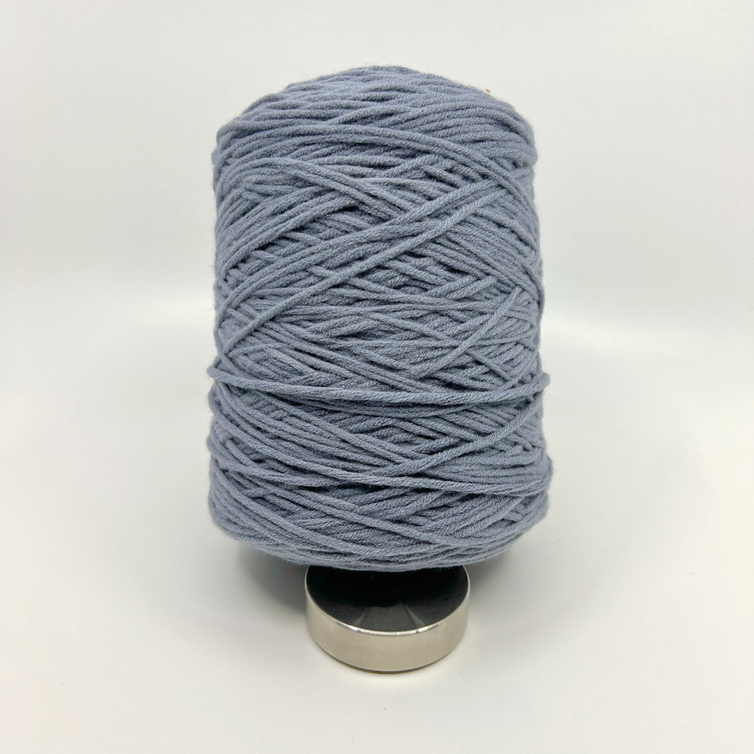 Acrylic Yarn - Tufting Yarn - on cone - 400g - Tuftinglove
