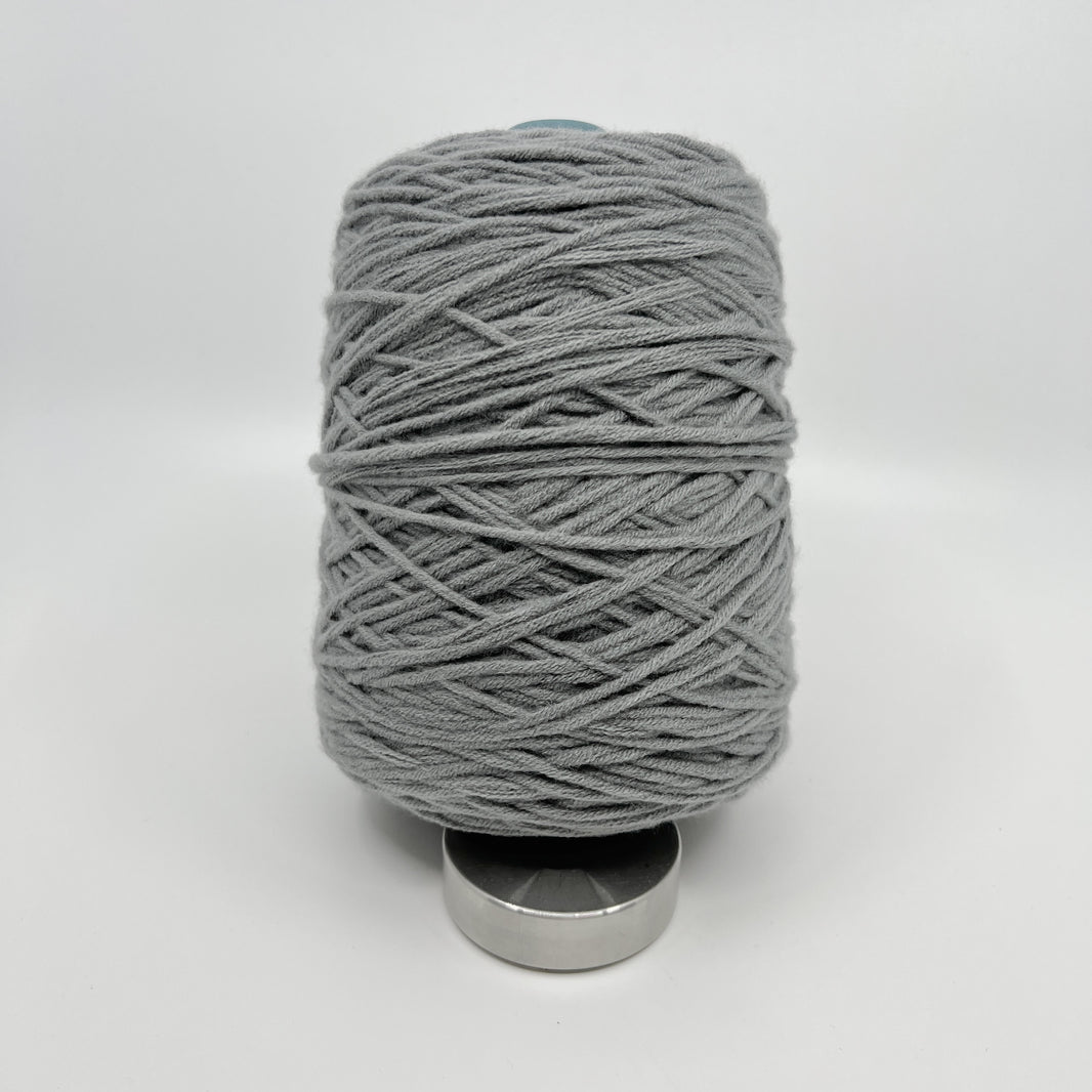 Acrylic Yarn - Tufting Yarn - on cone - 400g - Tuftinglove