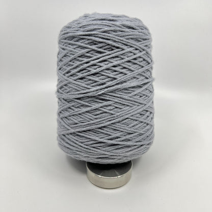 Acrylic Yarn - Tufting Yarn - on cone - 400g - Tuftinglove