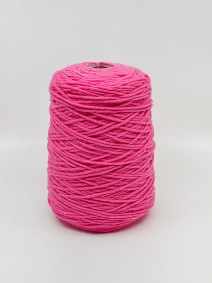 Acrylic Yarn - Tufting Yarn - on cone - 400g - Tuftinglove