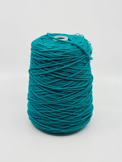 Acrylic Yarn - Tufting Yarn - on cone - 400g - Tuftinglove
