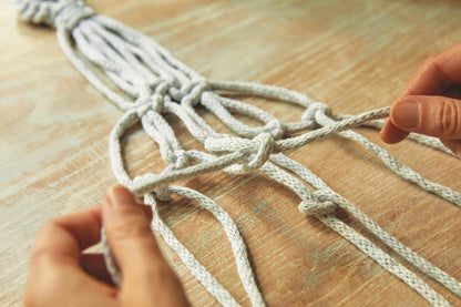 Makramee-Set Plant Hanger - 3 hanger - Mindful Making - DMC