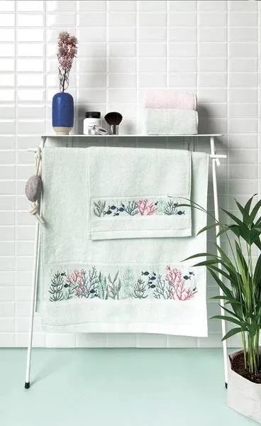 Embroidery Book - The Mermaid collection - 169 - Rico Design