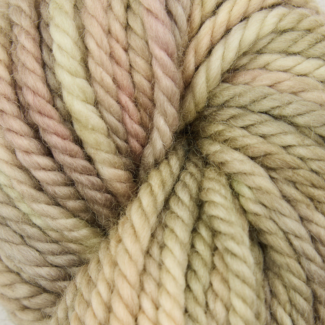 Punch Needle Yarn - Fine Yarn - Variegated Colors - 110g - Violet Jane - The Oxford Company