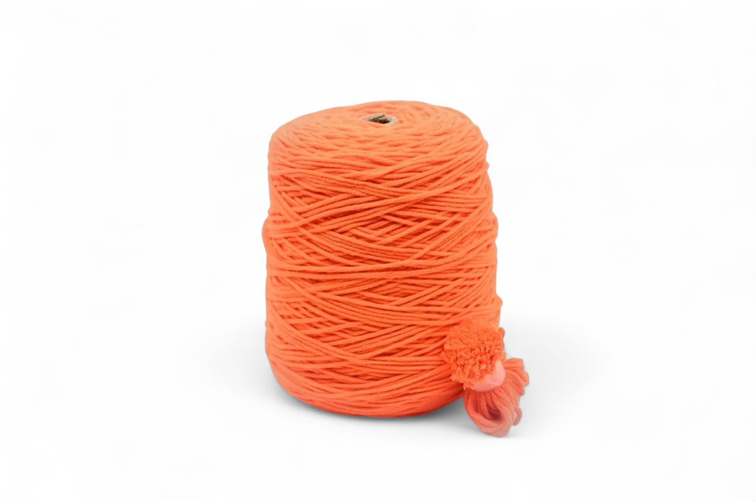 Acrylic Yarn - Tufting Yarn - on cone - 400g - Tuftinglove