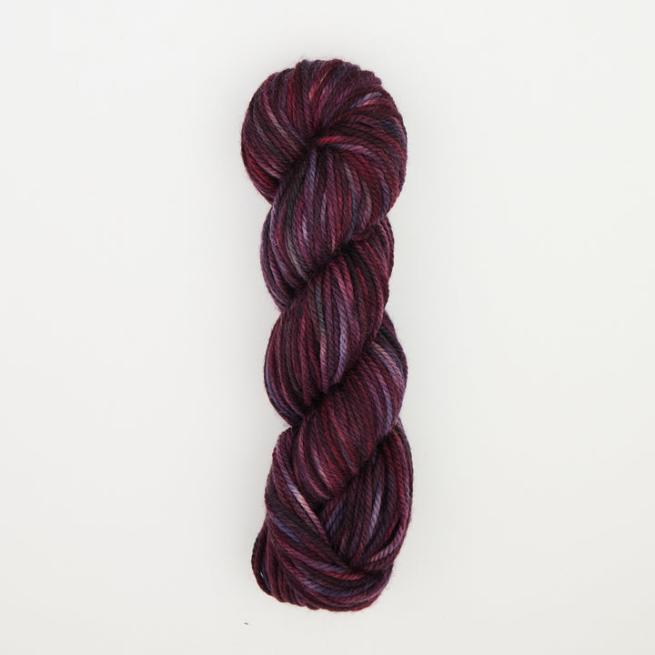 Punch Needle Yarn - Fine Yarn - Variegated Colors - 110g - Violet Jane - The Oxford Company