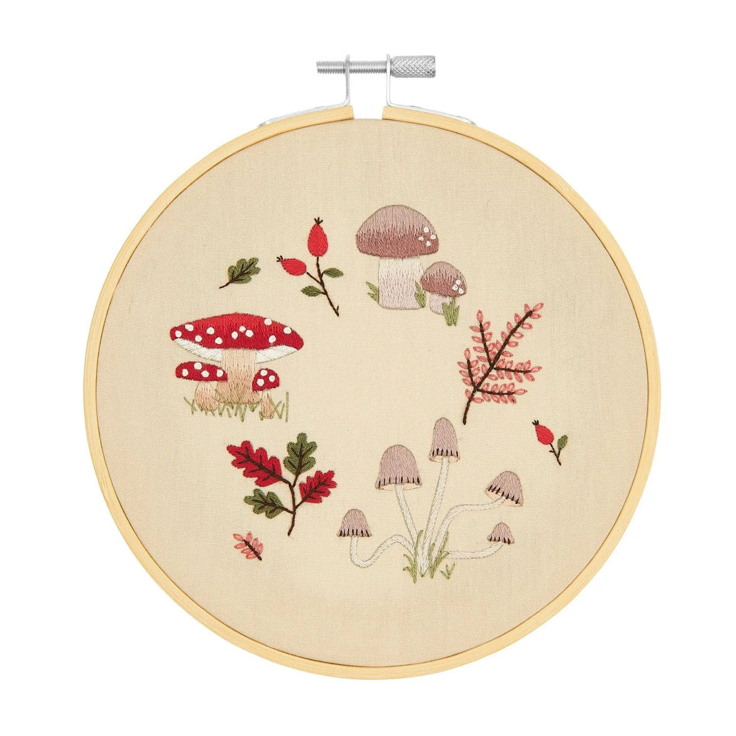 Stickset - Pilzkranz - vorgezeichnet - Ø 15cm - Rico Design