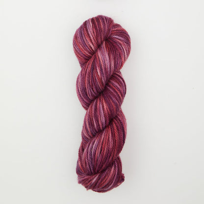 Punch Needle Garn - Fine Yarn - Farbverlauf - 110g - Violet Jane - The Oxford Company