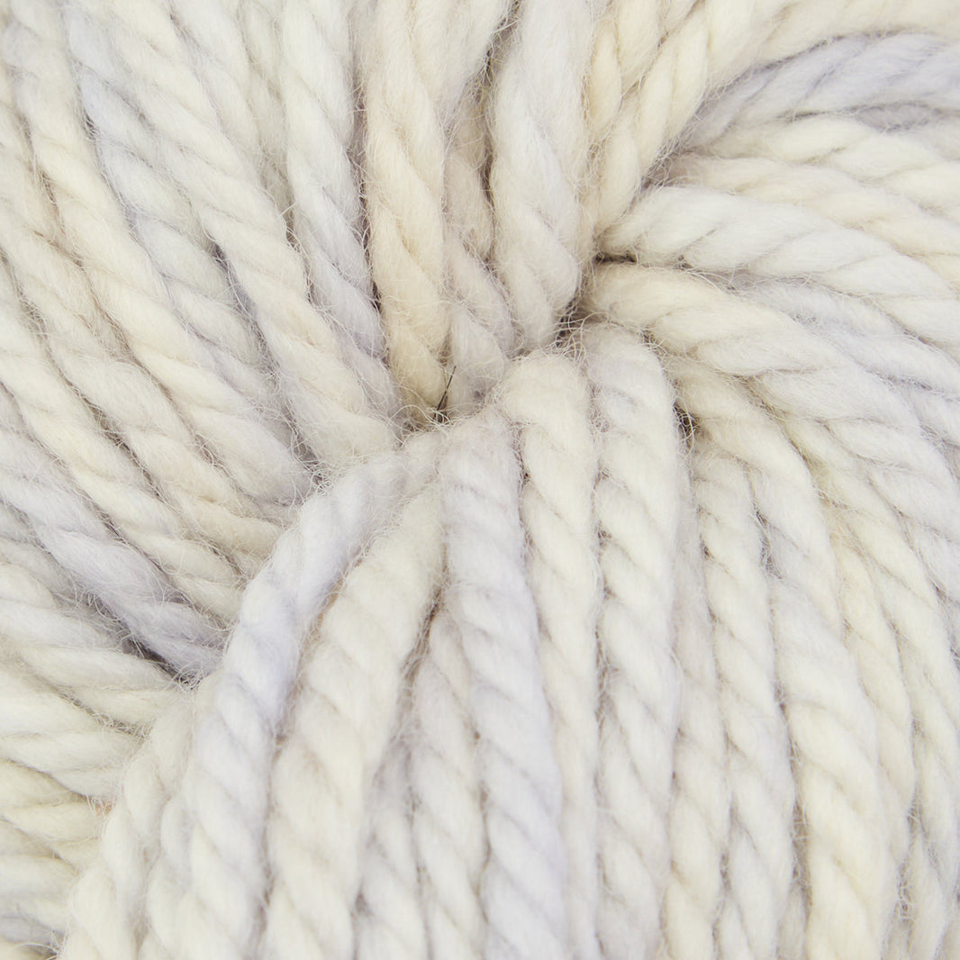 Punch Needle Yarn - Fine Yarn - Variegated Colors - 110g - Violet Jane - The Oxford Company