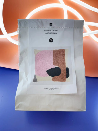 Punch Needle Packung Kissen Bonbonrosa inkl. Punch Needle - Tuftinglove