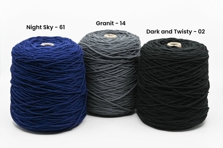 Acrylic Tufting Yarn 400g - Dark and Twisty - Tuftinglove