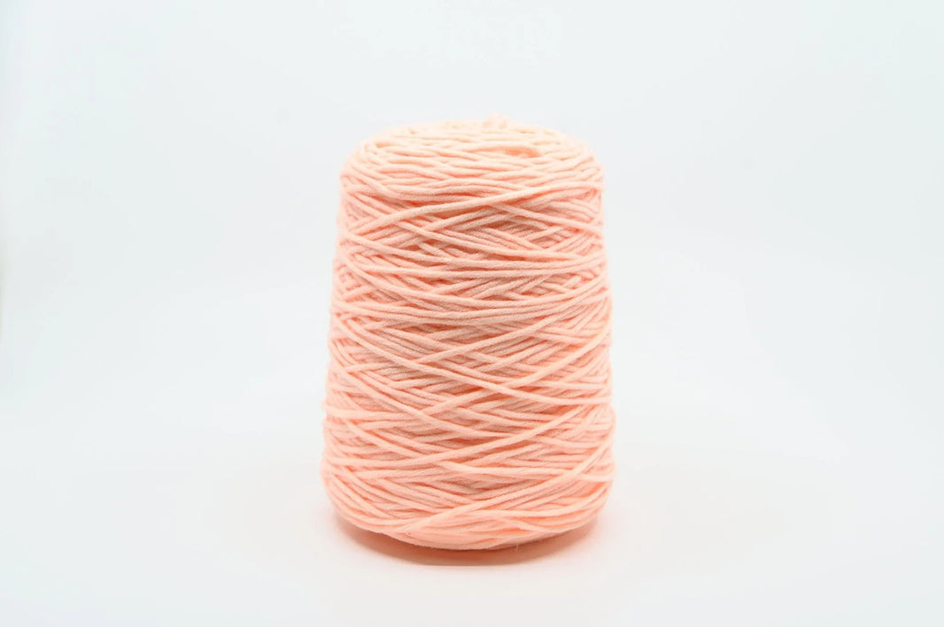 Acrylic Tufting Yarn 400g - Whispering Peach - Tuftinglove